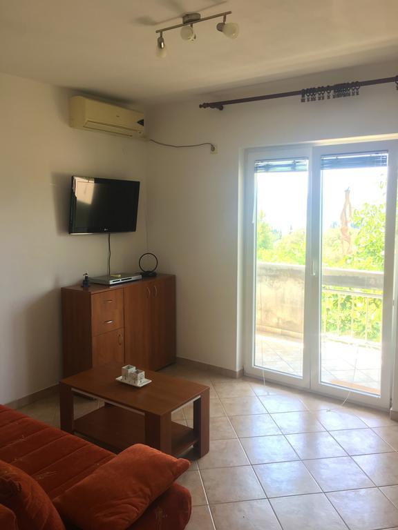 Milmaris Apartments Τίβατ Εξωτερικό φωτογραφία