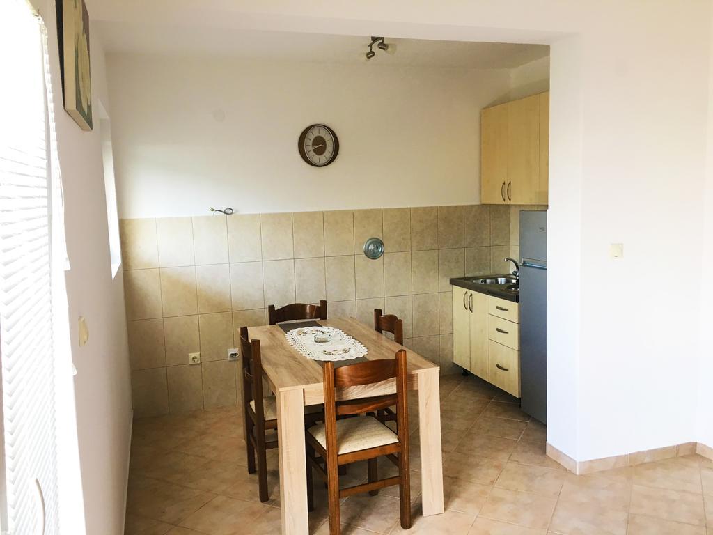 Milmaris Apartments Τίβατ Εξωτερικό φωτογραφία